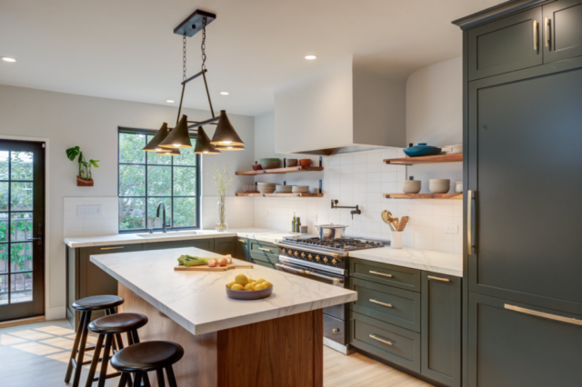 Surrey Fleetwood – Complete Home renovation ( kitchen)- Refresh Home Renovations