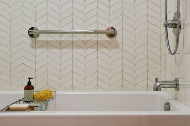 South Vancouver - Complete Home renovation (main bathroom tub and wall tiles)- Refresh Home Renovations