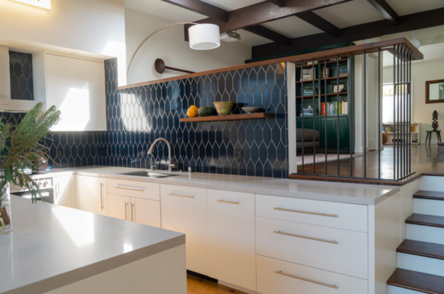 North Vancouver - Complete Home renovation kitchen sink and counter top - Refresh Home Renovations